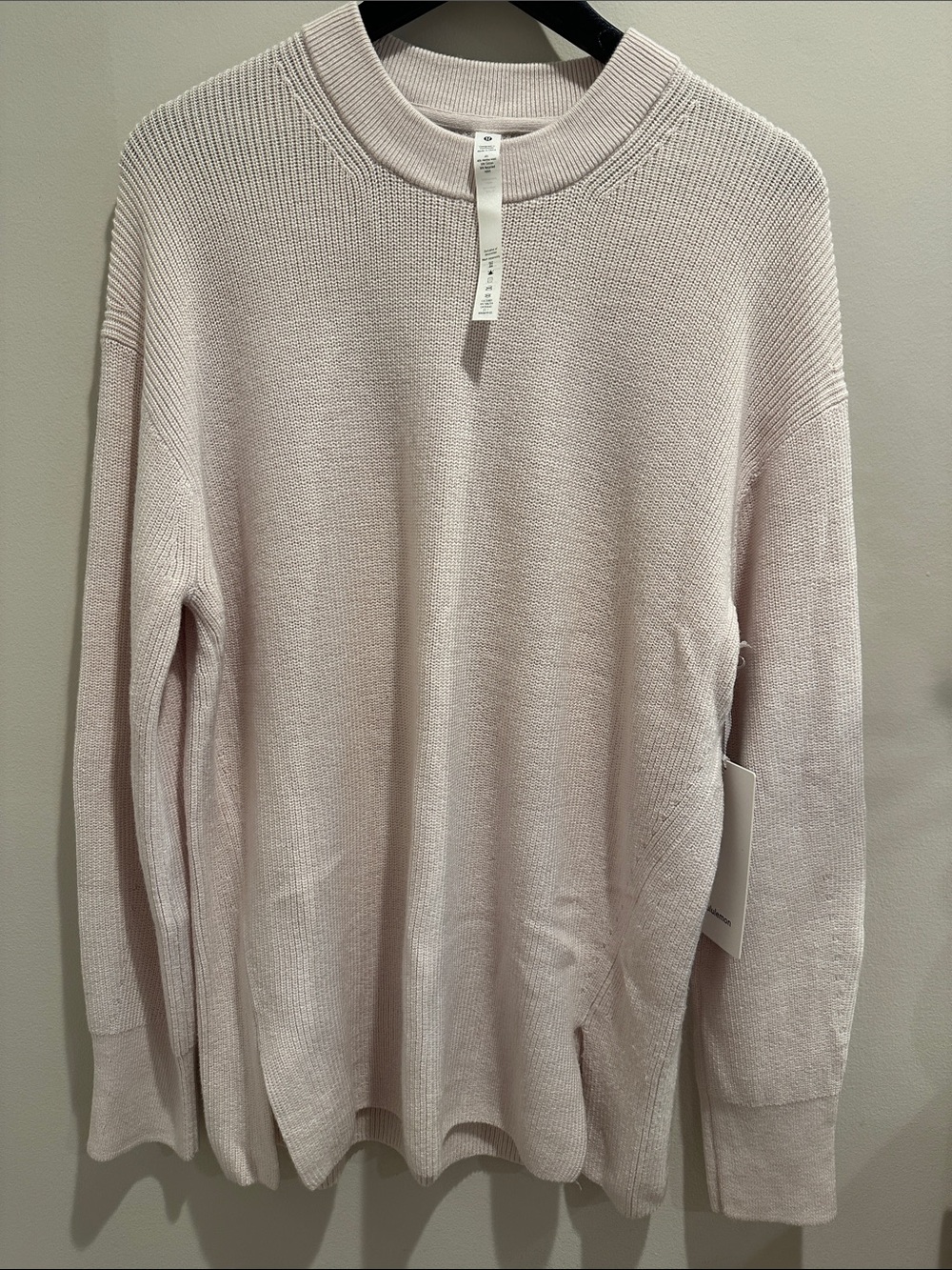 Lululemon Merino Wool-Blend Ribbed Crewneck Sweater
White Opal size 10 NWT